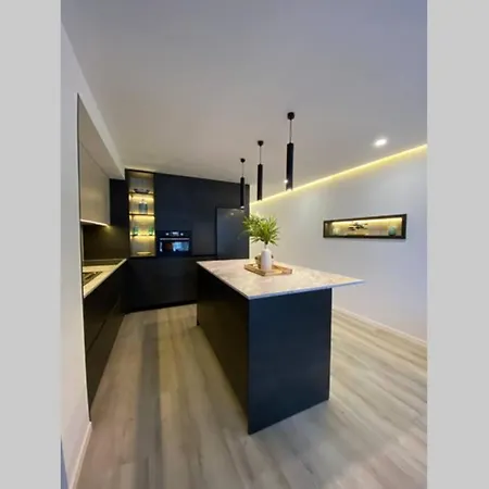 Precioso Apartamento A Estrenar En Centro De Nerja Exterior photo